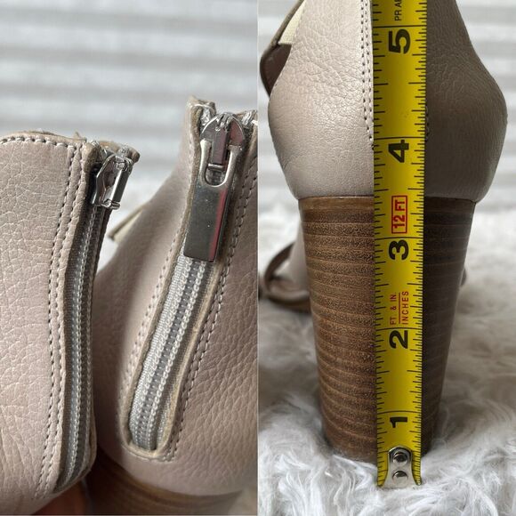 Donna Piu Sandals Strappy, Beige size 39/8.5 US, block heel, zip closure back. - Picture 4 of 7
